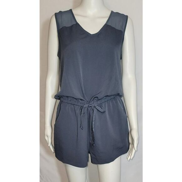 Banana Republic Silky Gray Romper Size 4 sheer accents - Picture 1 of 5